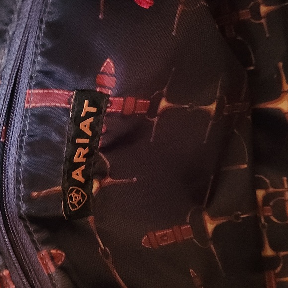 Ariat navy blue tote bag with red, white, and blue straps - Picture 8 of 12